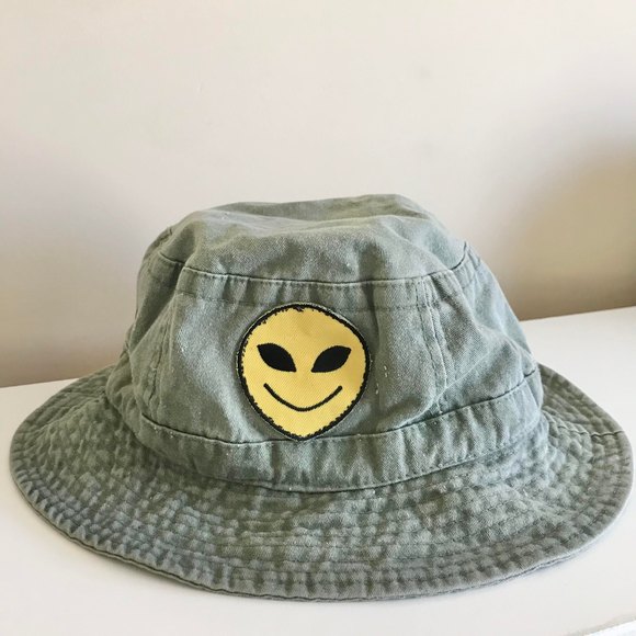 Accessories - Army Green Alien Patch Bucket Hat